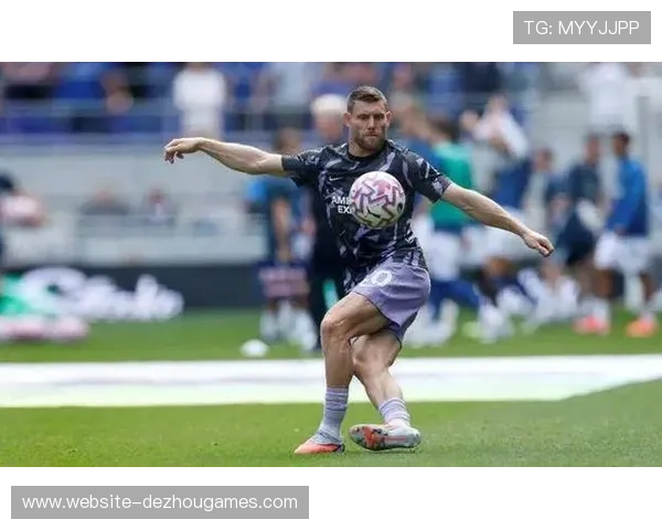 布莱顿续约米尔纳至2026 老将自律挑战巴里纪录 布莱顿续约米尔纳至2026 老将自律挑战巴里纪录